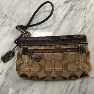 Coach Signature C Wristlet Brown